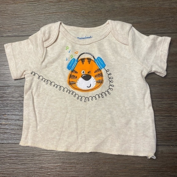 GARANIMAL graphic tshirt size 0-3 months - Picture 1 of 4